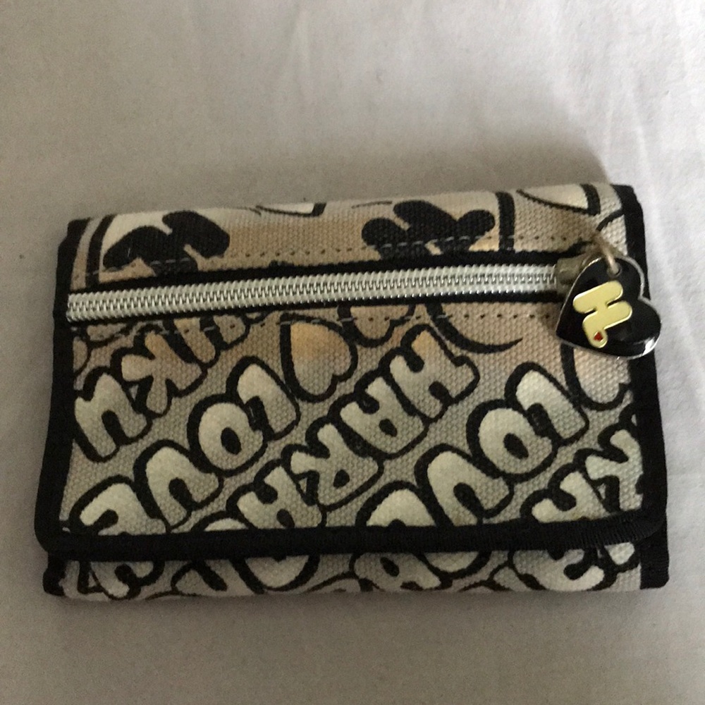 Like new HaraJuku Lovers wallet never used